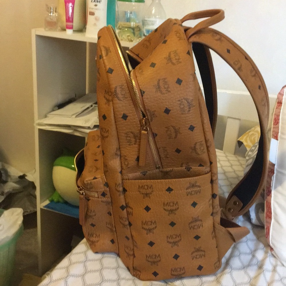 *SOLD* MCM Backpack Authentic - Picture 2 of 7